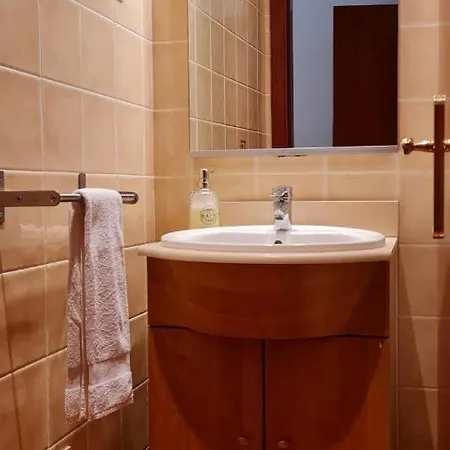 Apartment T3 - Frei Joao - Pleasant And Cozy *